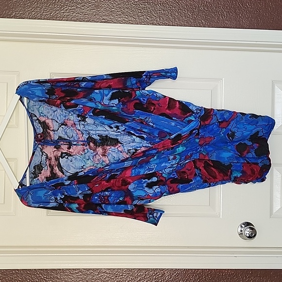 Express XS Multicolor Tunic - Picture 2 of 5